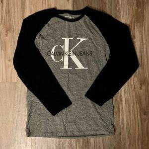 Boys Calvin Klein Long Sleeve Tshirt Size 10/12